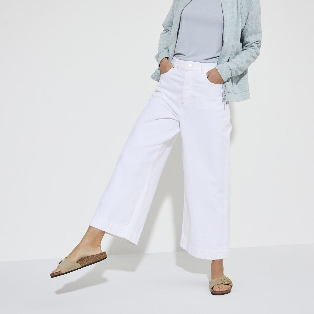 W Madrid Big Buckle Sandcastle Nubuck 1024140